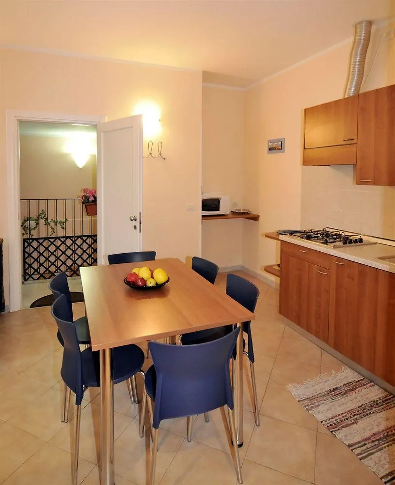 Lägenhetshotell Casa Vacanze Isophylla Finale Ligure