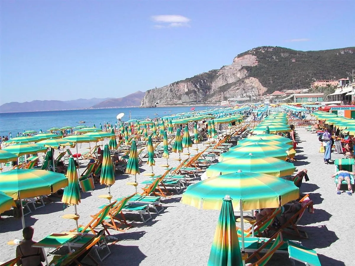 Casa Vacanze Isophylla Finale Ligure Italia