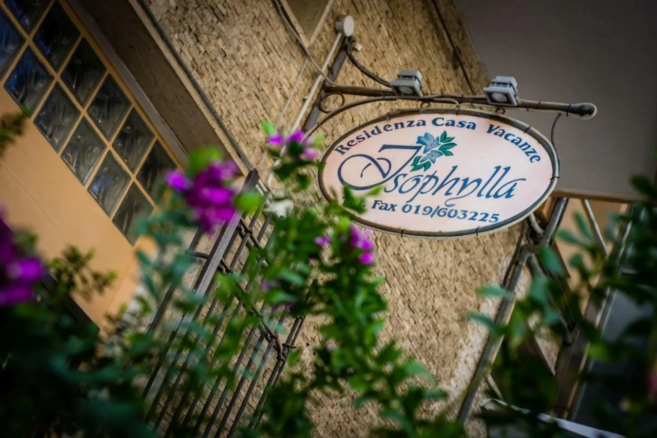 *** Aparthotel Casa Vacanze Isophylla Finale Ligure Italia