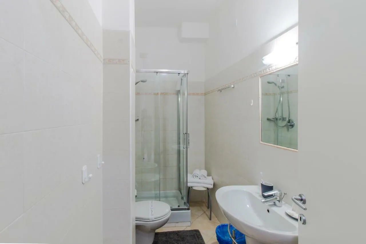 *** Aparthotel Casa Vacanze Isophylla Finale Ligure Italia